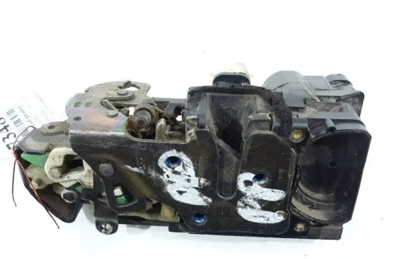 Opel Frontera B Front door lock IMPRK637348