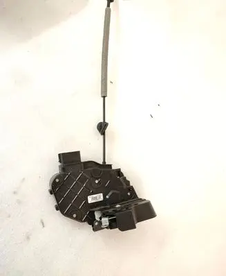 Volvo XC60 Rear door lock 30799327