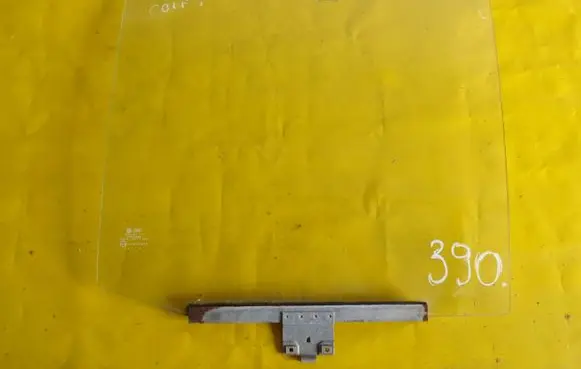 Volkswagen Golf II Rear door window glass
