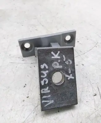 BMW X5 F15 Front door upper hinge