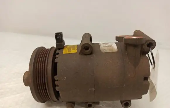 Ford Focus Air conditioning (A/C) compressor (pump) 3M5H19D629PH