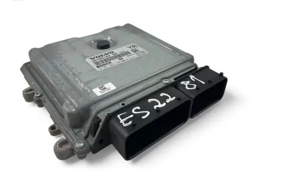 Volvo V70 Engine control unit/module ECU 30785100AB 0281012765