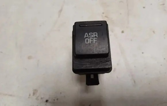 Traction control (ASR) switch