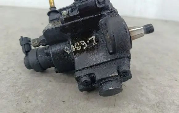 Opel Antara Fuel injection high pressure pump 