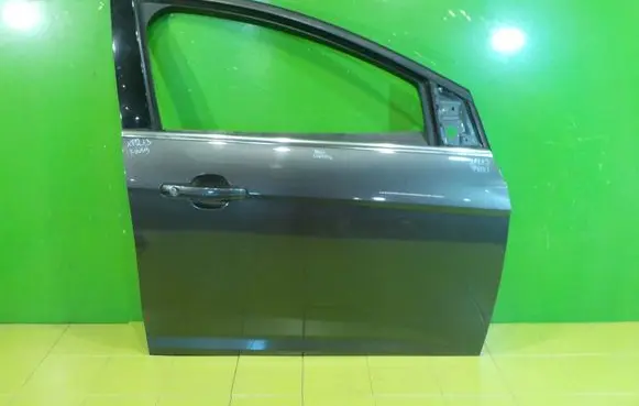 Ford Focus Front door PRZOD XP213