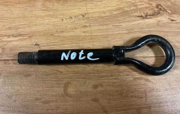 Nissan Note (E11) Towing hook eye 