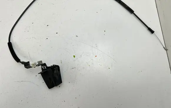 Volkswagen Caddy Tailgate/trunk/boot lock/catch/latch 2K0827531