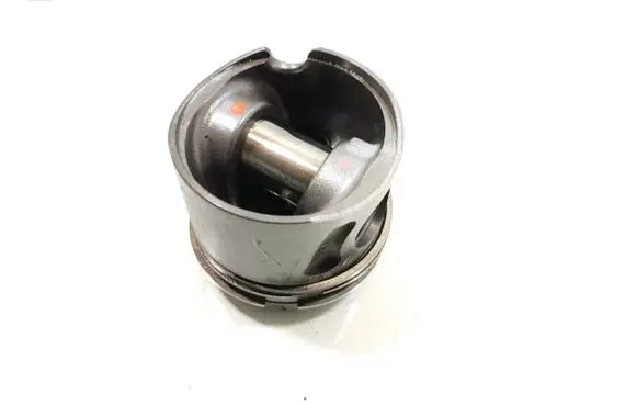 Opel Astra H Piston 