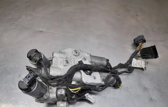 BMW 5 F10 F11 Air suspension compressor 9178791