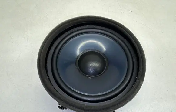Mitsubishi Outlander Front door speaker 8720A011