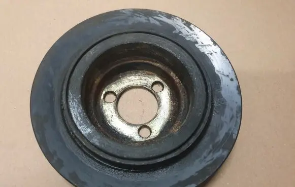 Volkswagen Corrado Water pump pulley 027121028