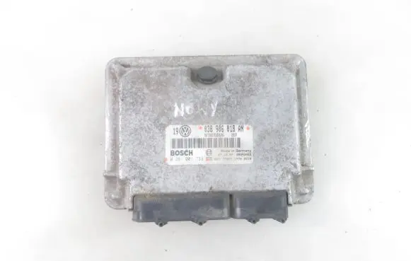 Volkswagen Golf IV Engine control unit/module 0281001733 038906018AN