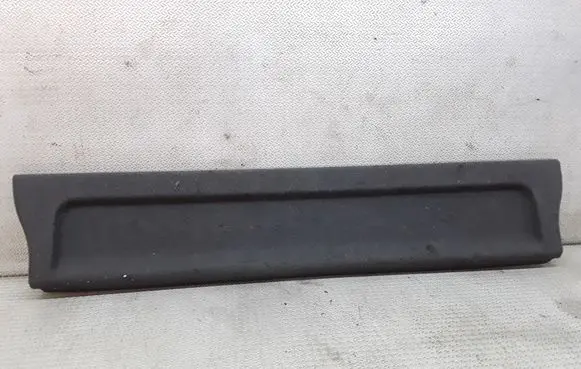 Parcel shelf