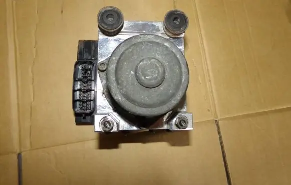Mazda 6 ABS Pump