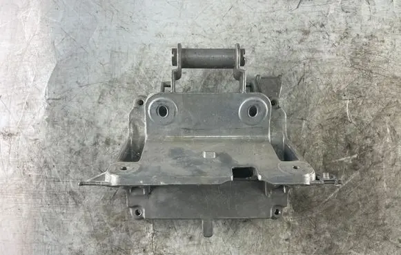 Volkswagen Golf Plus Steering rack mounting bracket 1K0419250H