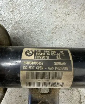 BMW 5 F10 F11 Front shock absorber with coil spring 6797768 F11V207B