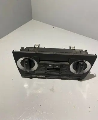 Audi A3 S3 8P Climate control unit 8P0820043H 2206018027
