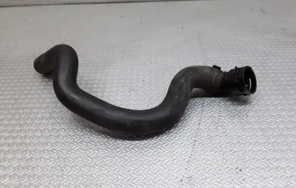 Audi A3 S3 8P Engine coolant pipe/hose