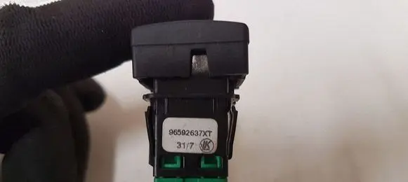 Citroen C5 Suspension ride height/mode switch 96592637XT