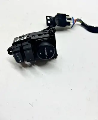 Hyundai Tucson TL Wing mirror switch 93573D3100