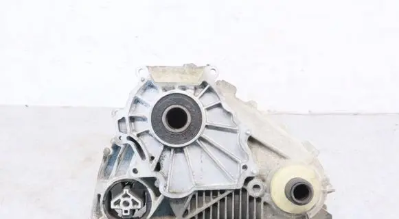 BMW X6 E71 Gearbox transfer box case ATC700 7599898 7599899