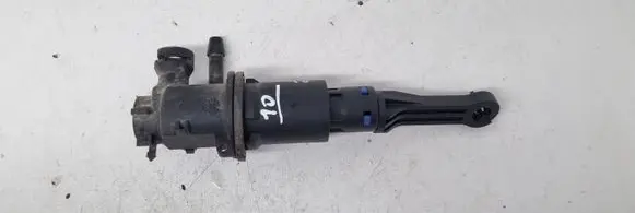 Clutch master cylinder
