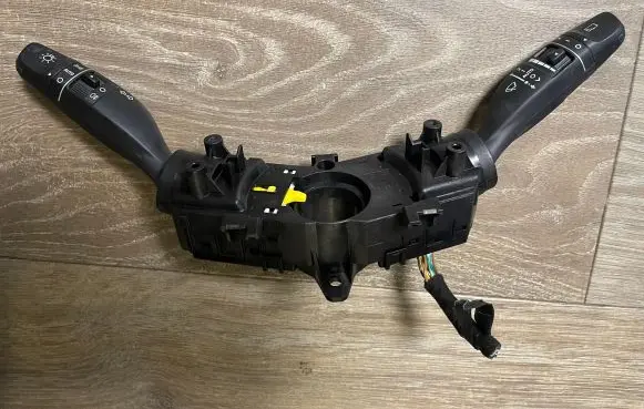 Hyundai Kona I Indicator stalk 93404J9860
