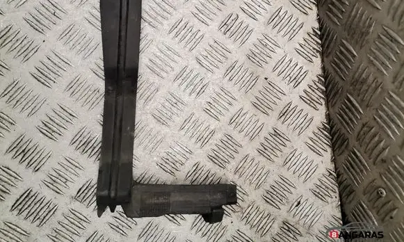 Audi A4 S4 B8 8K Fender foam support/seal 8K0823721H
