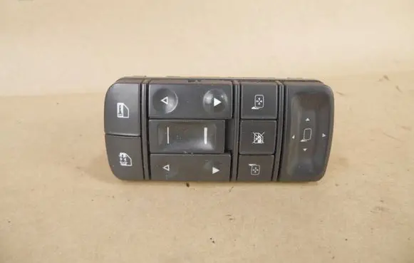 Opel Vectra C Electric window control switch 13224058 07131T