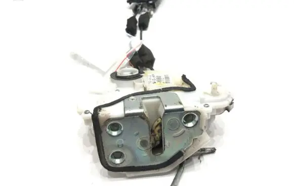 Honda CR-V Rear door lock 72651-SWA-G1