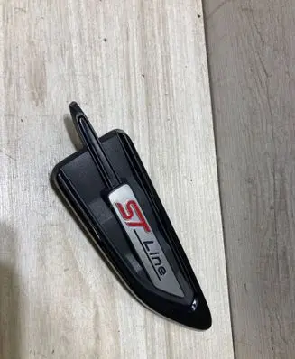 Ford Kuga II Fender model badge letters GJ5416C216CA
