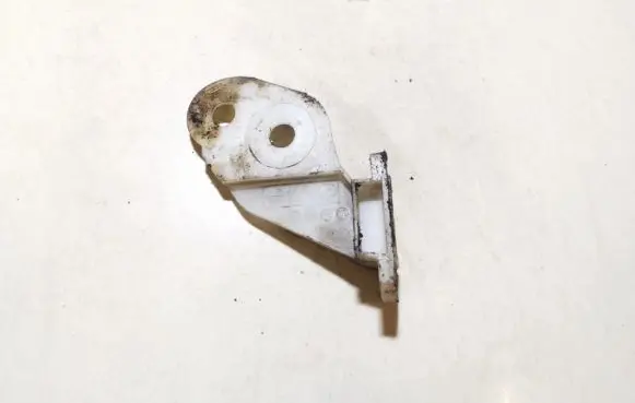 BMW 3 E46 Front bumper mounting bracket 8195296