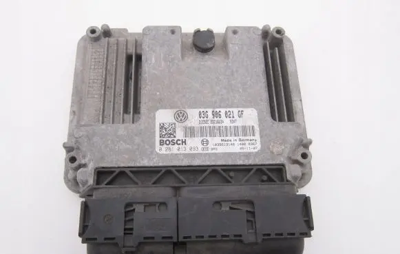 Volkswagen Golf Plus Engine control unit/module 0281013093