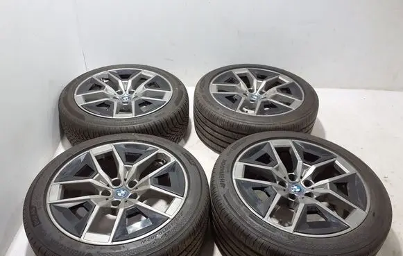 BMW i5 G60 R12 alloy rim