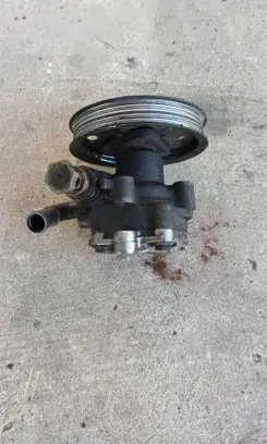 Volkswagen PASSAT B5.5 Power steering pump