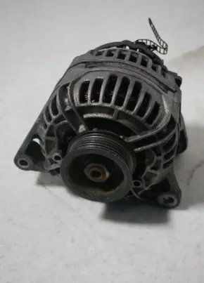 Audi A6 S6 C5 4B Generator/alternator 078903016AB 0124525008