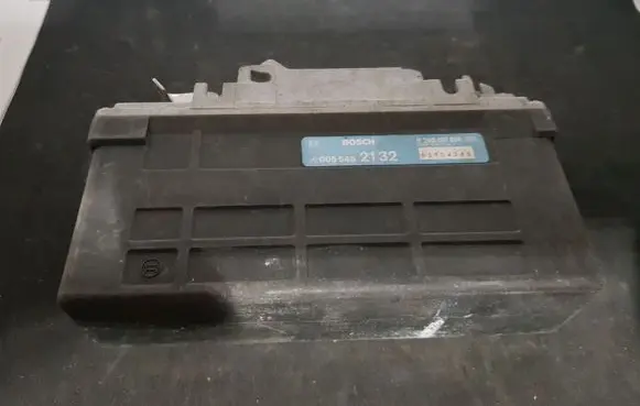 Mercedes-Benz E W124 ABS control unit/module 0055452132