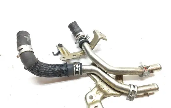 Lexus IS III XE30 Engine coolant pipe/hose