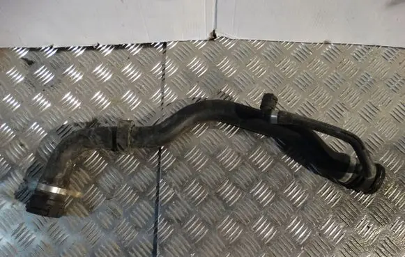 BMW X3 E83 Engine coolant pipe/hose 3401058