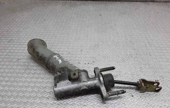 Toyota Avensis T250 Clutch master cylinder