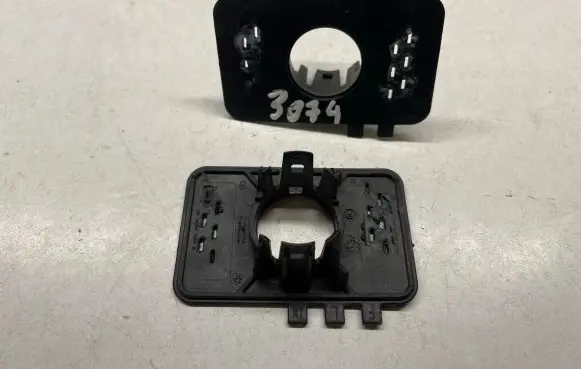 BMW X5 G05 Front parking sensor holder (PDC) 7421841 51117421841
