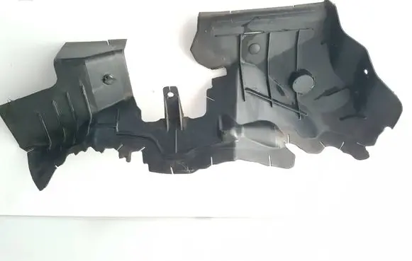 MG ZS Intercooler air guide/duct channel 10237890
