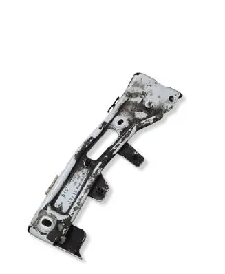 Audi A4 S4 B9 Fender mounting bracket 8W0821136B