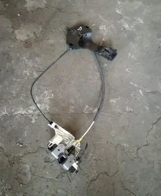 Mercedes-Benz Sprinter W906 Front door lock A9067201735