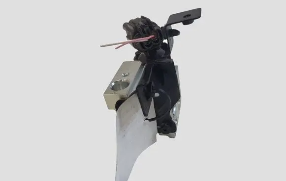 Nissan Leaf II (ZE1) Air conditioning (A/C) expansion valve 4433101360