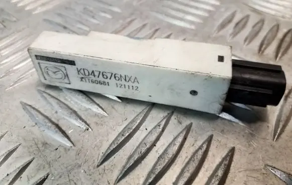 Antenna control unit