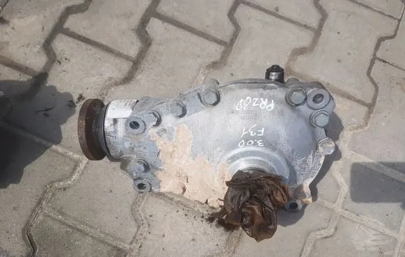 BMW 3 F30 F35 F31 Front differential 7578157077578157