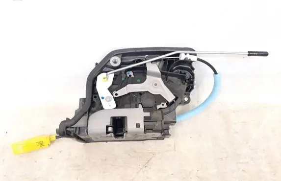 BMW 2 F45 Front door lock 7281933 51217281933