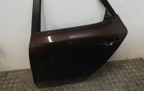 KIA Ceed Rear door 