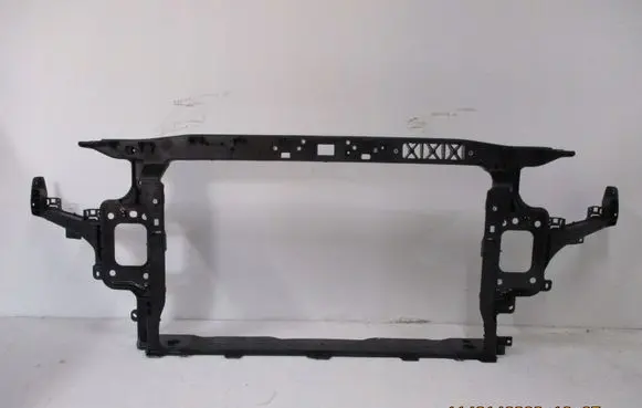 Hyundai i30 Radiator support slam panel 64105G4120